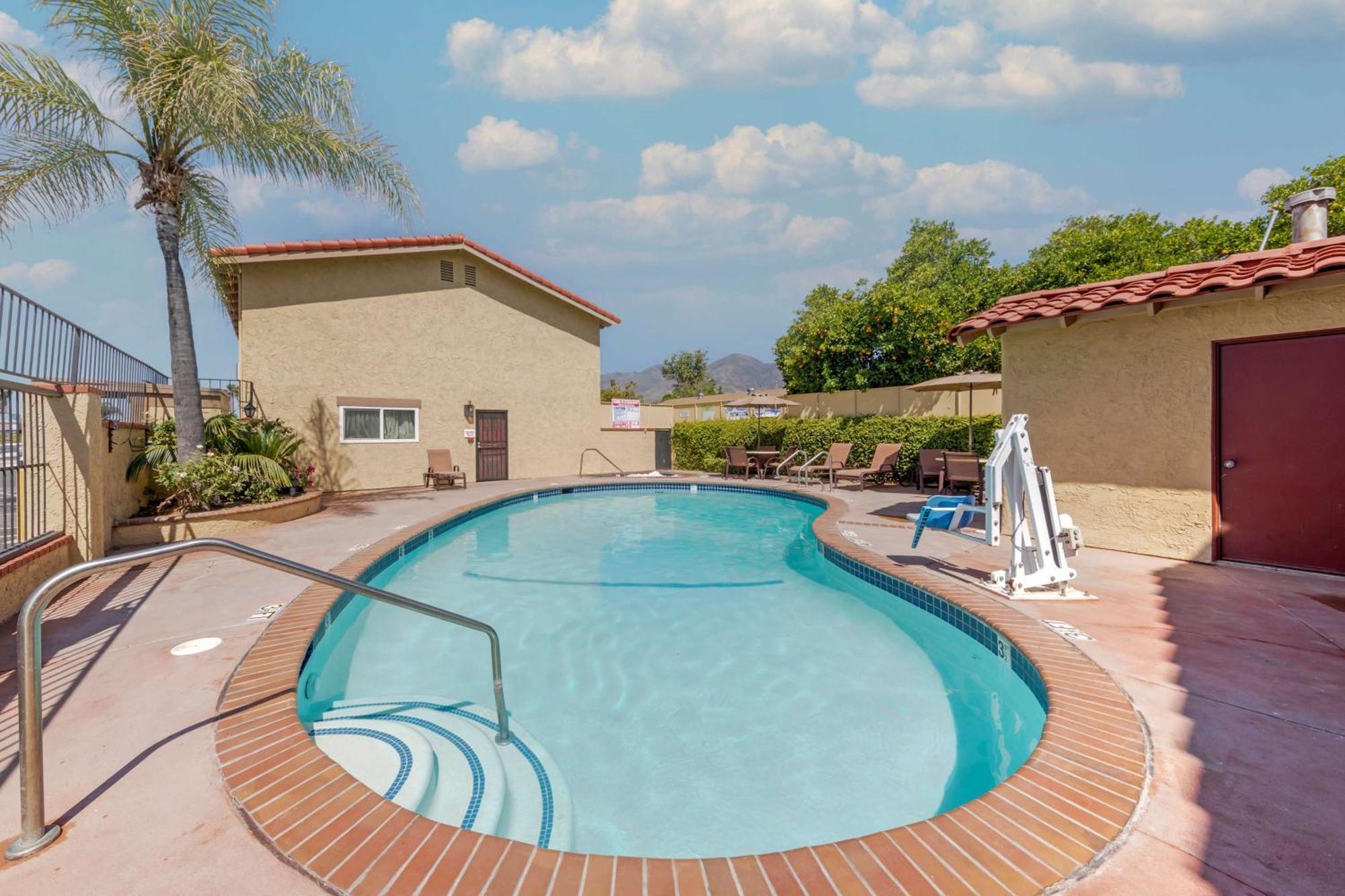 Best Western La Posada Motel Fillmore Buitenkant foto